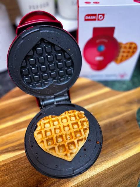 MINI HART WAFFLE MAKER (Pancake and Eggs Included)